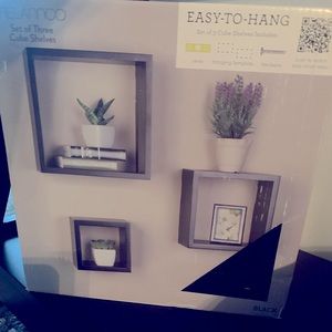 Melannco Floating Wall Squares